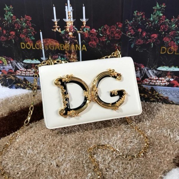 Dolce & Gabbana D&G Nappa Leather Shoulder Bag WIth OG Box &
Dust Bag (White-989)(BSB) - Image 2