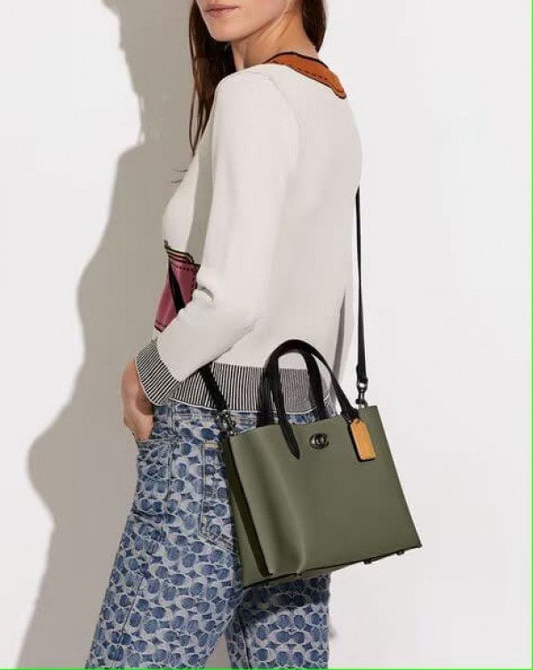 Coach Willow Leather Tote 24 In Colorblock Olive Green With Shoulder Strap & Dust Bag 8561(LB) - Image 3