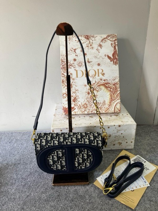 Christian Dior Signature Oval Camera Bag With OG Box & Dust Bag (8288 Blue)
(LB) - Image 3