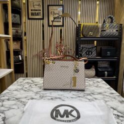 MICHAE L KORS CYNTHIA HANDBAG WITH OG DUST BAG PREMIUM QUALITY (BIEGEBROWN)(MT)