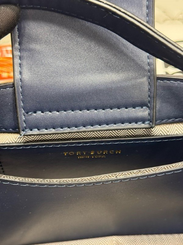 TOR Y BURCH HANDBAG WITH OG BOX AND DUST BAG PREMIUM QUALITY (BLUE)(MT) - Image 6