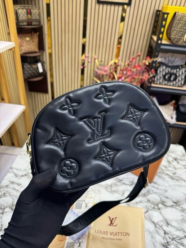 LOUIS VUITTON PILLOW HANDBAG WITH OG BOX AND DUST BAG AND BILL (BLACK)(MT) - Image 4