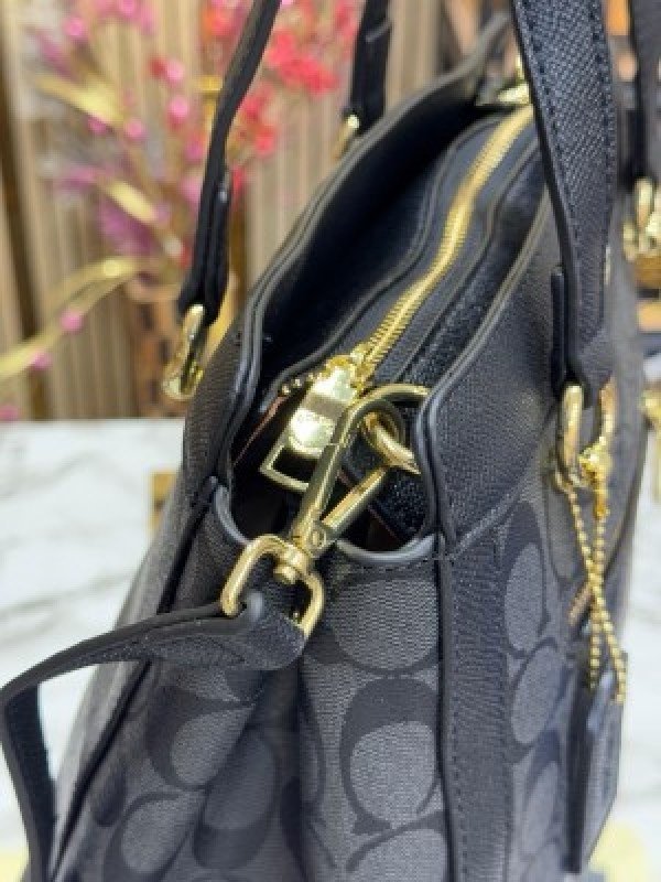 Coach Womens Signature Canvas Kailey Carryall Handbag With DustBag (C506-BLACK)(MT) - Image 6