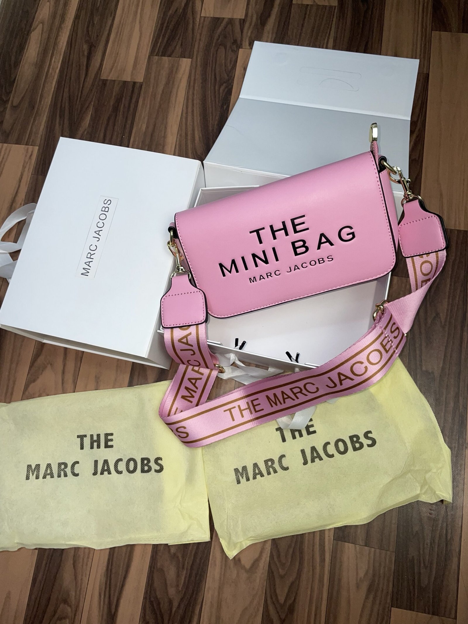 Marc jacobs The mini bag With dust bag and folding box 305(BR) - Image 2
