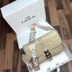 Alternative view of Coach league messenger bag in signature With folding box 263(BR)