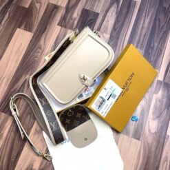 Alternative view of LOUIS VUITTON OFFICIER POUCH SLING BAG WITH OG DUST BAG & OG BOX 257(BR)